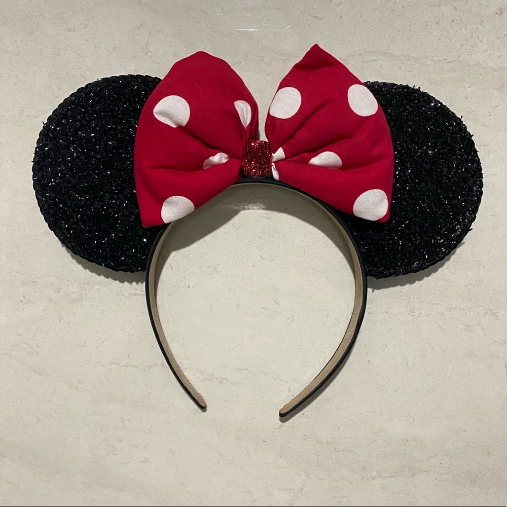 Beautiful Minnie Mouse Ears